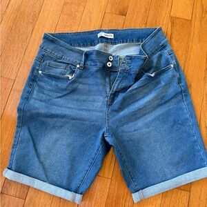 High-Rise Blue Denim Roll-Cuff Women's Shorts